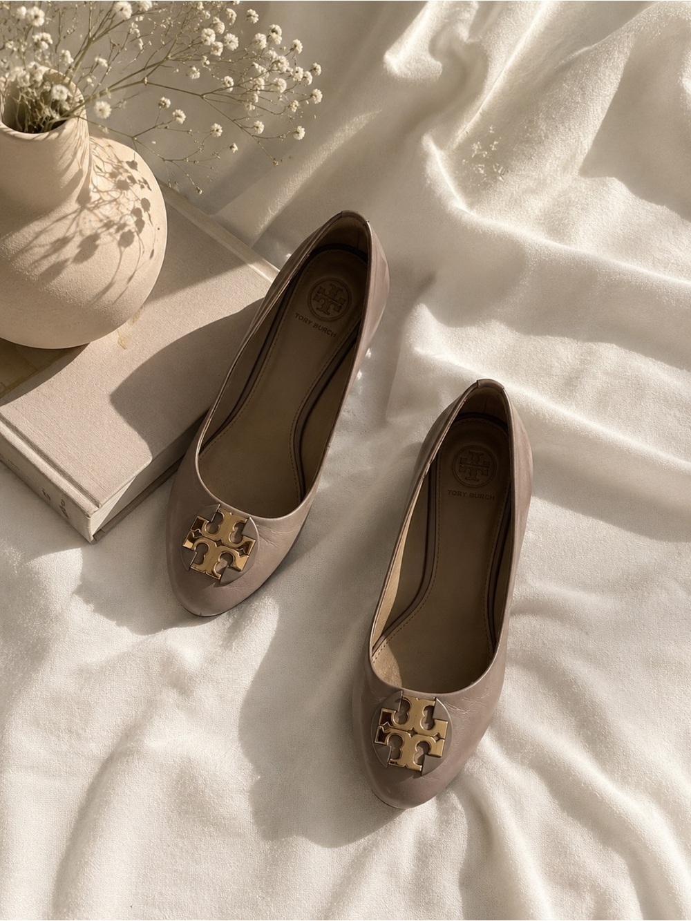 Tory Burch | Luna Taupe Gold-Accent Leather Wedges | 7